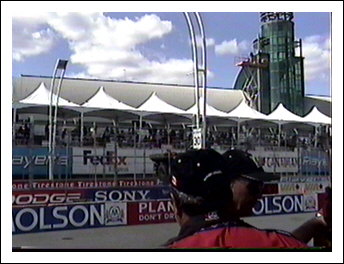 molsonindy071401-05