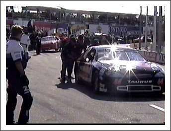 molsonindy071401-35
